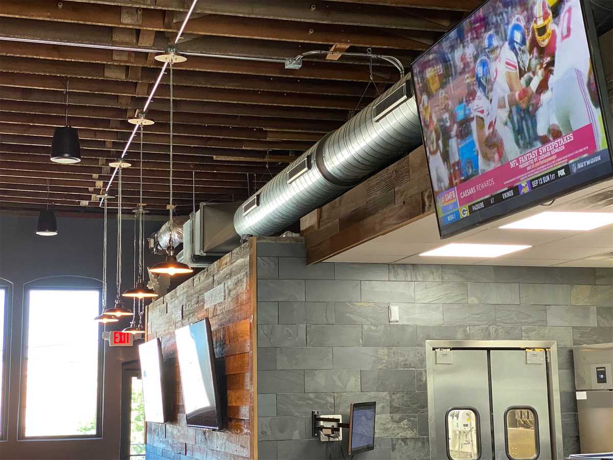 Dam Chicken features a comprehensive audio/video solution